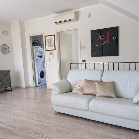 Elegante E Indipendente Lejlighed Riccione Eksteriør billede